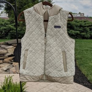 Patagonia reversible vest